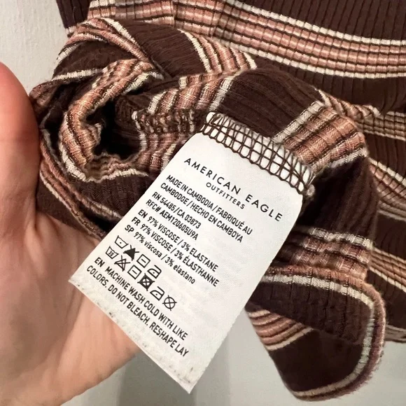 American Eagle turtle neck tee - Picture 4 of 4